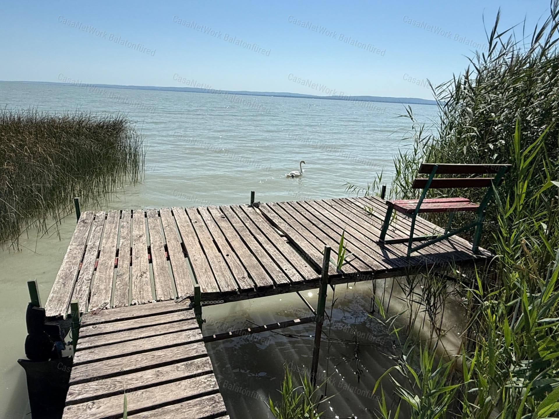 Vízparti Familienhaus mit eigenem Steg in Balatonszepezd